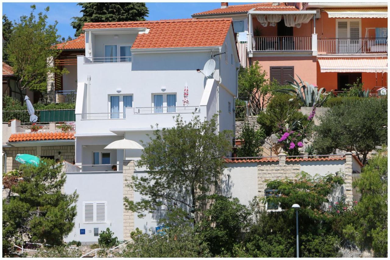 Apartments Elvis Primosten Bagian luar foto